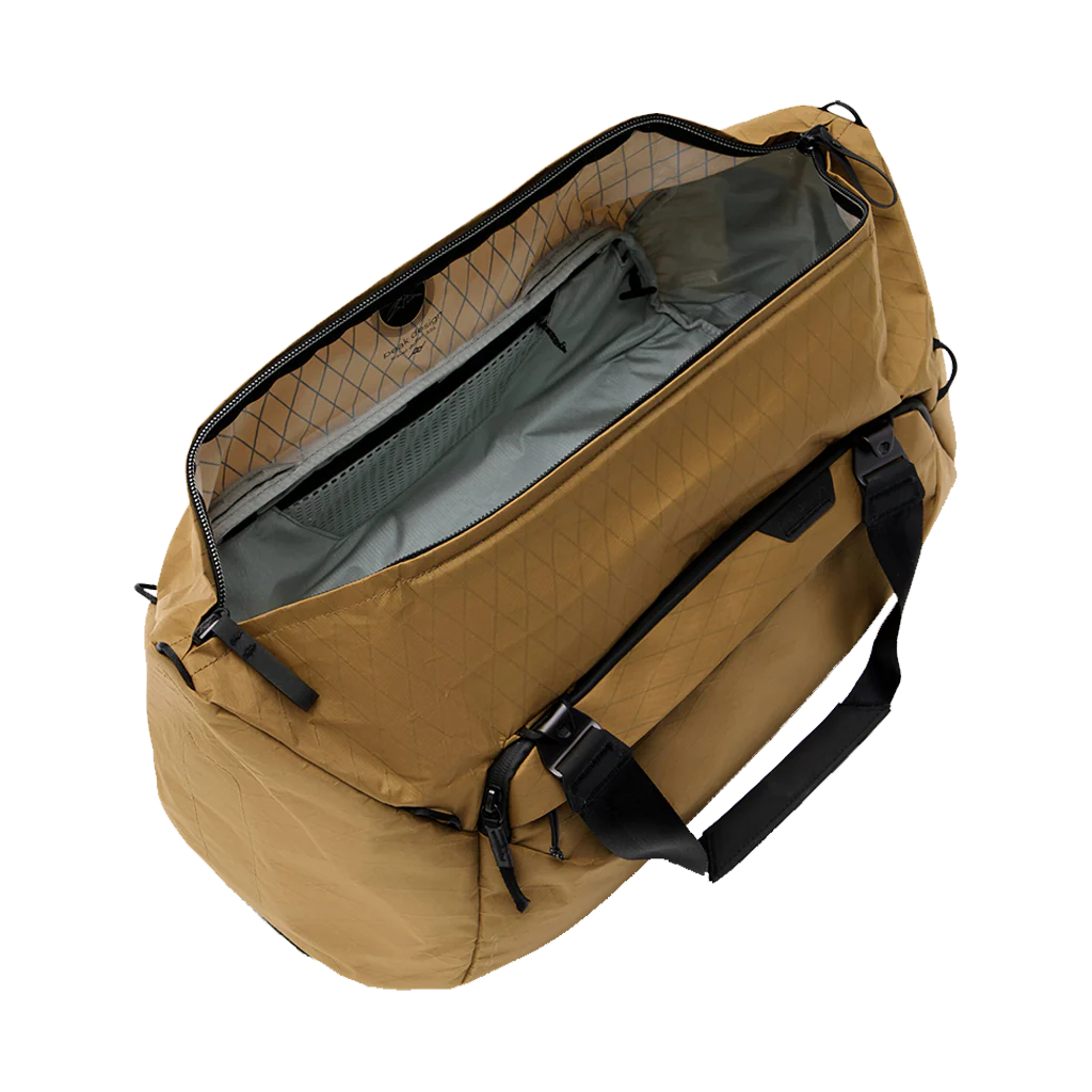Peak Design Travel Duffel 35L (Coyote - X-Pac) - Image 3